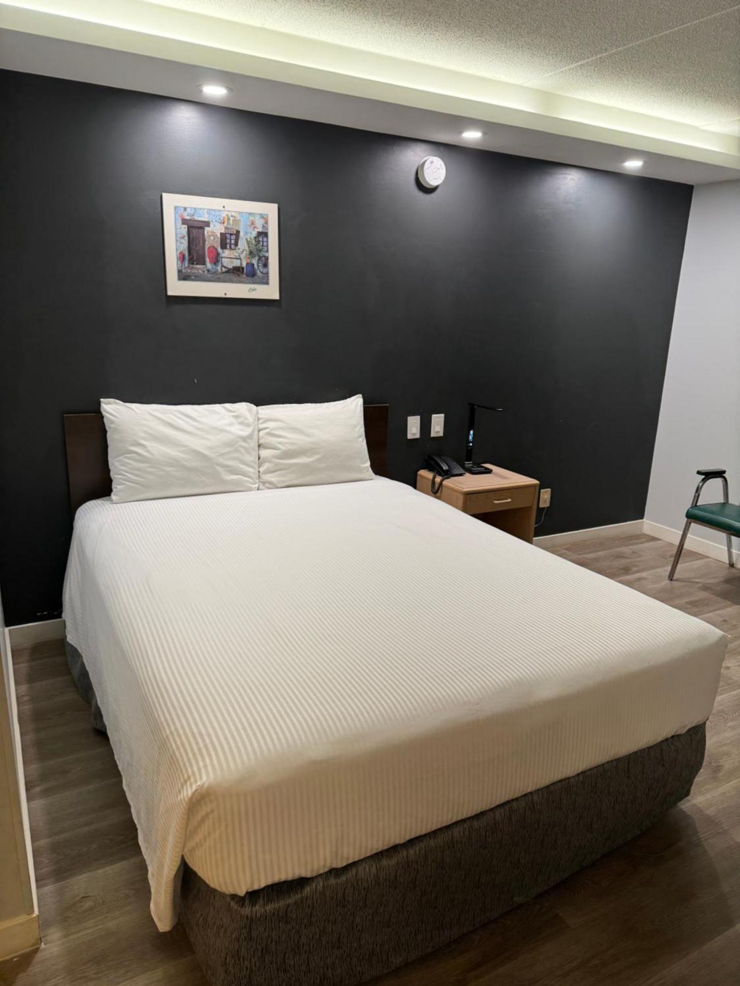 Travelodge By Wyndham Winnipeg Airport Luaran gambar