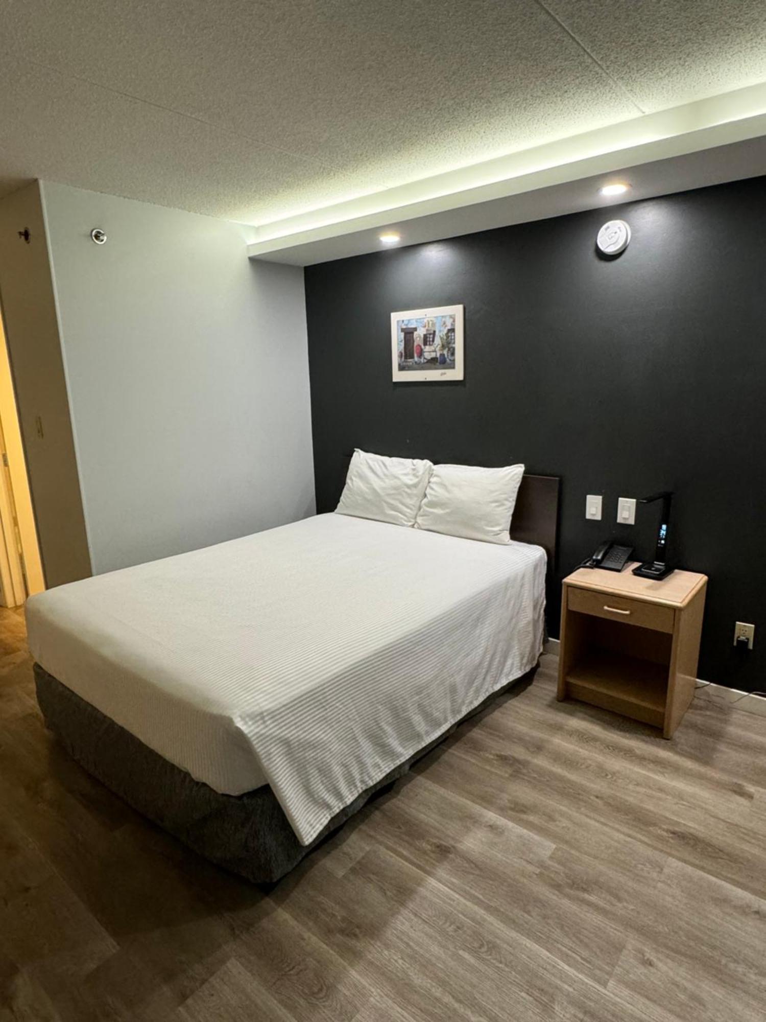 Travelodge By Wyndham Winnipeg Airport Luaran gambar