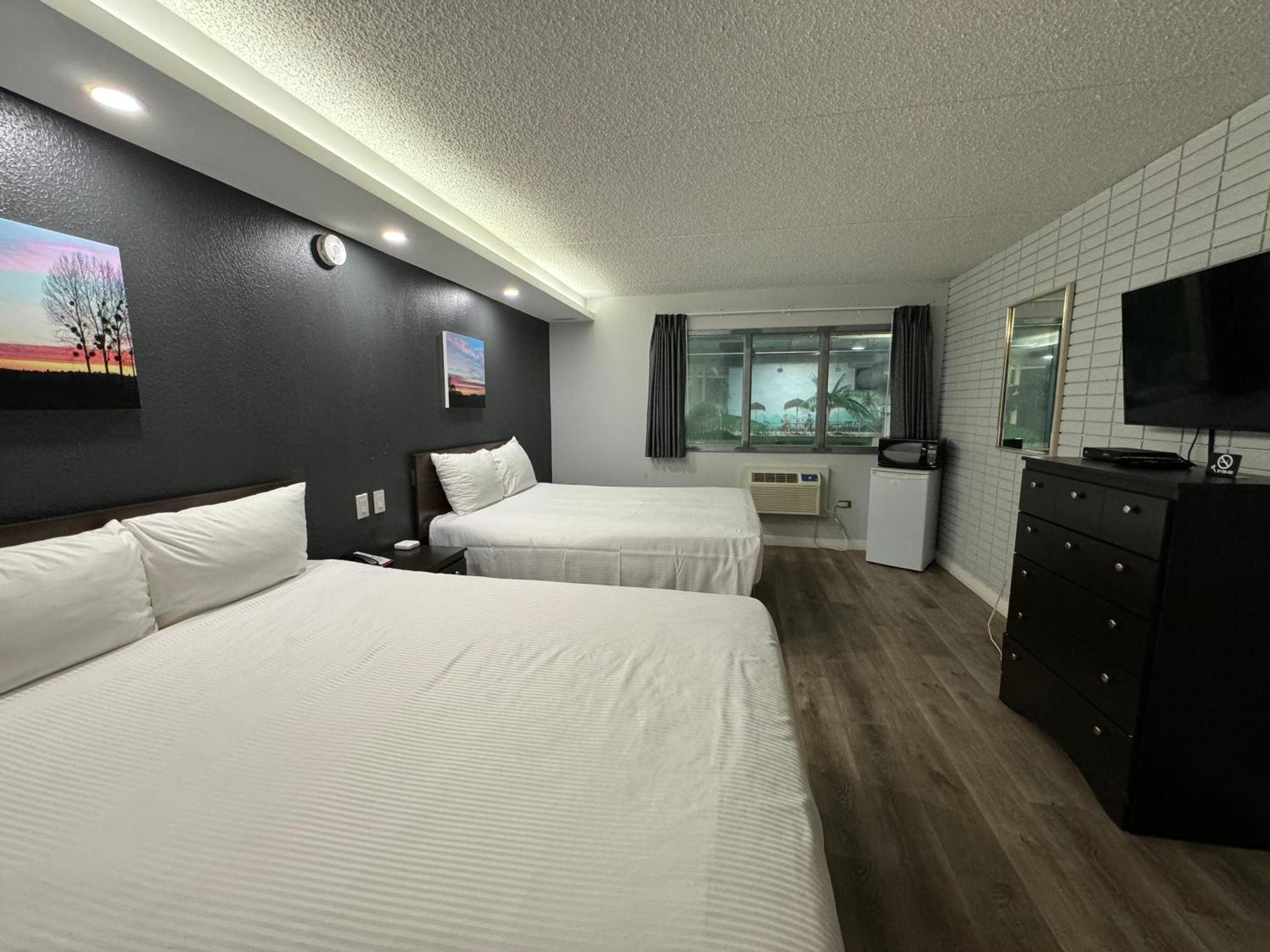 Travelodge By Wyndham Winnipeg Airport Luaran gambar